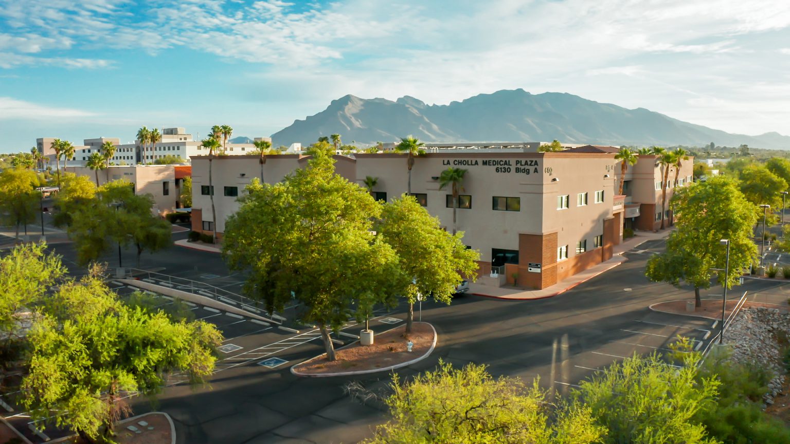 la-cholla-medical-plaza-cypress-west